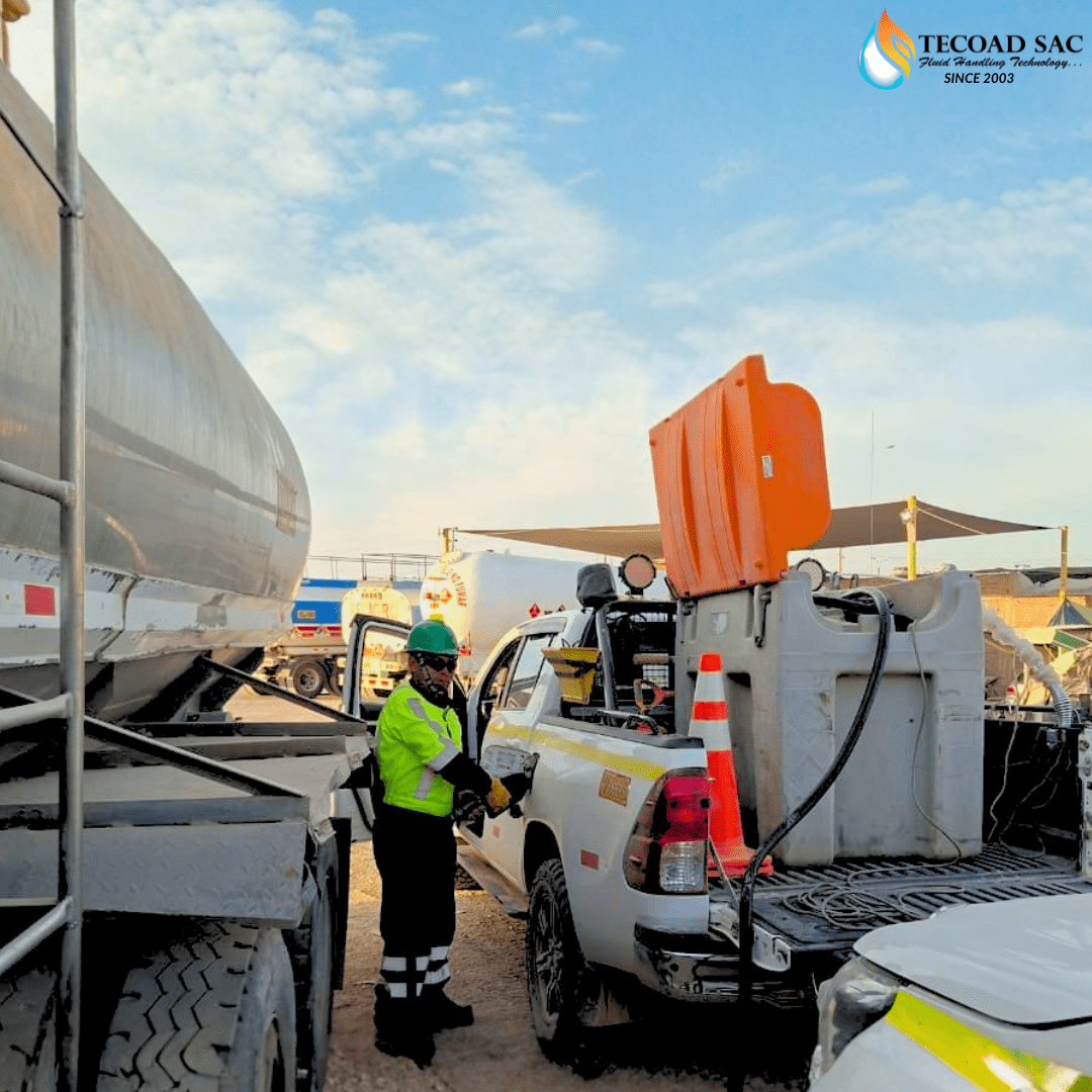 TANQUE SURTIDOR DE COMBUSTIBLE 980 LITROS - Imagen 2